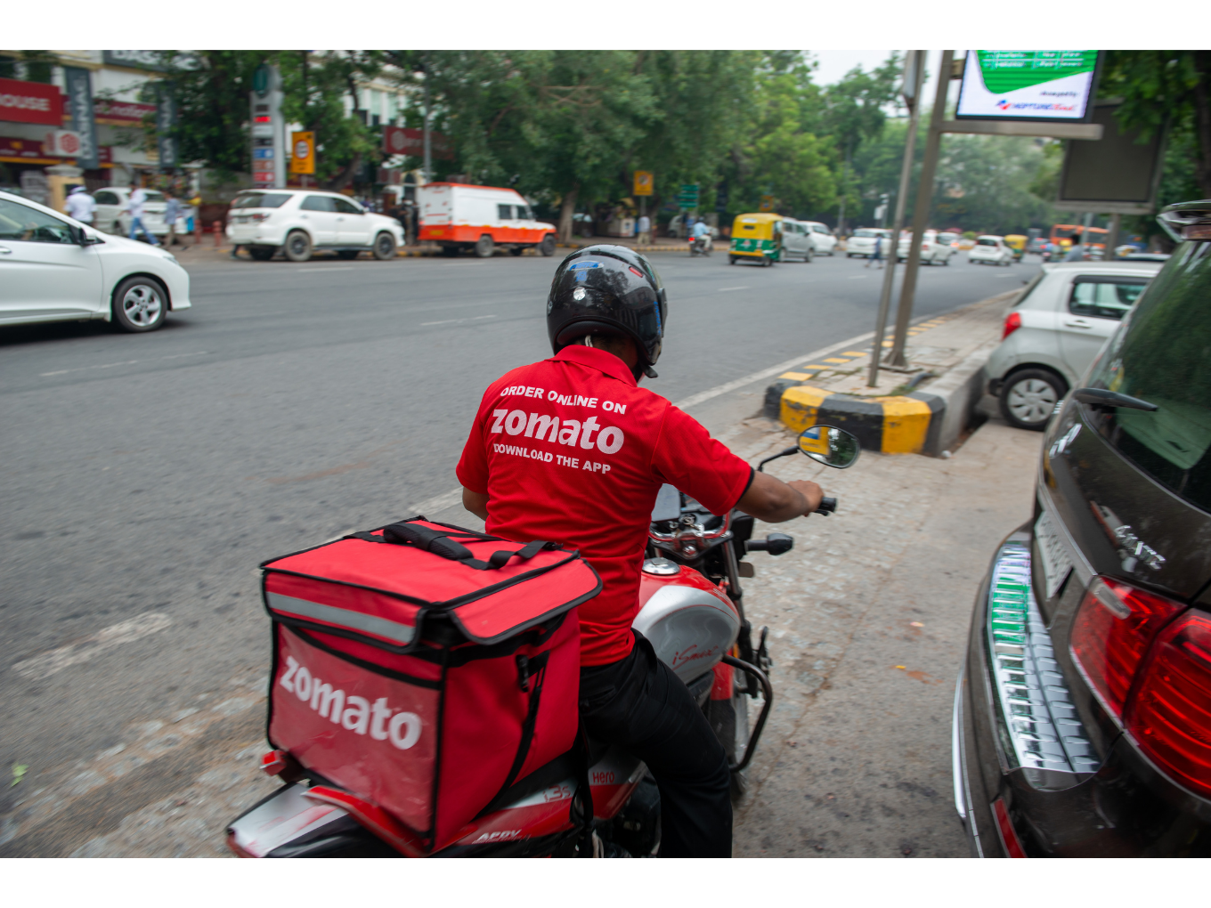 Foodtech Giant Zomato To Launch 10-Minute Food Delivery With Zomato Instant