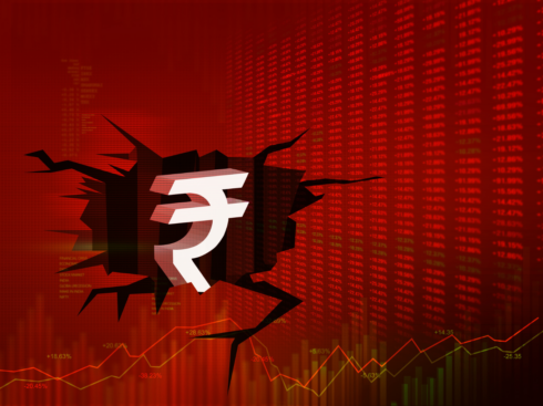 How Rupee Depreciation Against Dollar Will Impact Startup Funding, Valuations