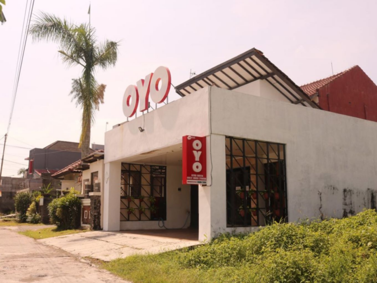 Chinese Hospitality Major H World Group Sells 0.15% Stake In OYO