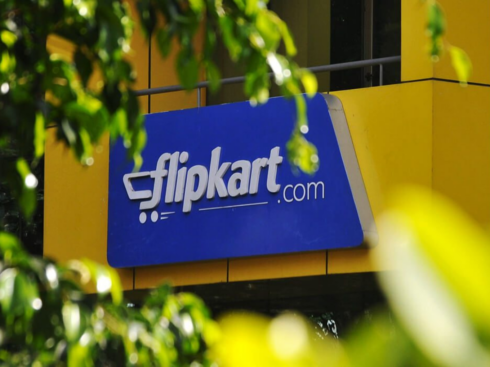Flipkart To Raise $2-3 Bn To Compete With Amazon, JioMart