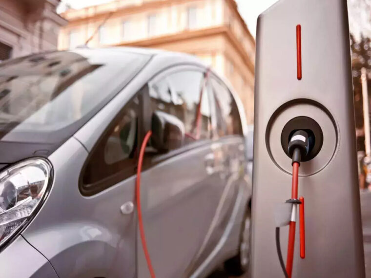 India’s Top 9 Cities Will Require 18,000 Public EV Charging Stations By 2030: Govt