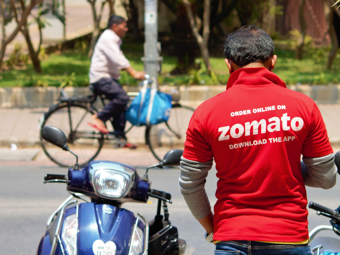 Zomato Slapped With INR 402 Cr Tax Notice, But Foodtech Giant Says It's Not Liable To Pay