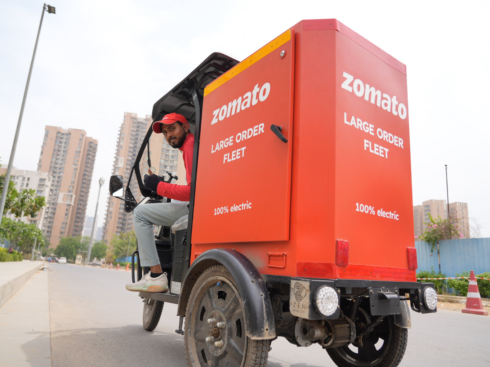 Zomato Continues Its Experiments, Unveils All-Electric ‘Large Order Fleet’